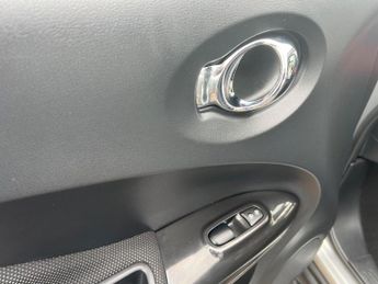 NISSAN JUKE 1.6 N-Connecta