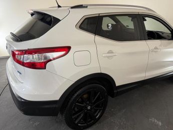 NISSAN QASHQAI 1.5 dCi Tekna 2WD Euro 5 (s/s) 5dr