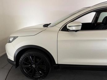 NISSAN QASHQAI 1.5 dCi Tekna 2WD Euro 5 (s/s) 5dr