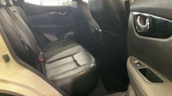 NISSAN QASHQAI 1.5 dCi Tekna 2WD Euro 5 (s/s) 5dr