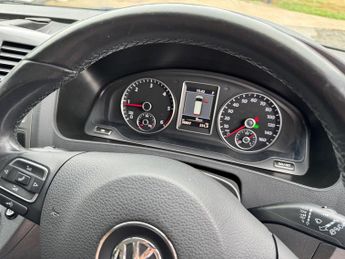 VOLKSWAGEN CARAVELLE 2.0 BiTDI Executive Wheelchair Access WAV Monterey