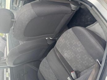 KIA RIO 1.4 S