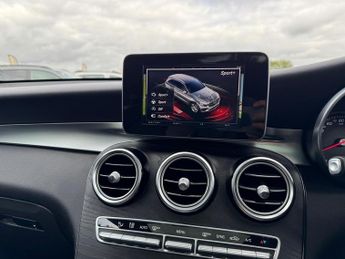 MERCEDES-BENZ GLC 2.1 GLC250d AMG Line