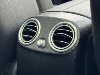 MERCEDES-BENZ GLC 2.1 GLC250d AMG Line