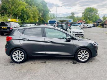 FORD FIESTA 1.0 T EcoBoost Titanium