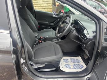 FORD FIESTA 1.0 T EcoBoost Titanium
