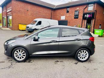 FORD FIESTA 1.0 T EcoBoost Titanium