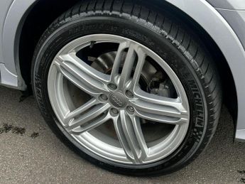 AUDI Q3 2.0 TDI S line Plus