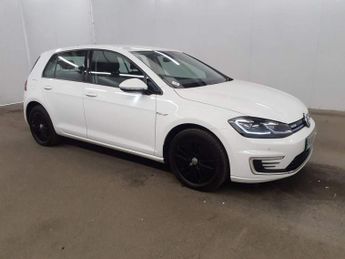 VOLKSWAGEN GOLF 35.8kWh e-Golf Auto 5dr