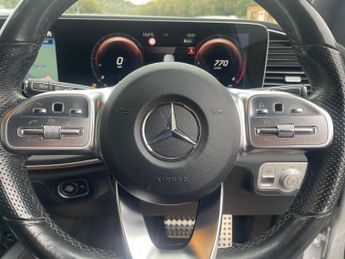 MERCEDES-BENZ GLE CLASS 2.0 GLE300d AMG Line (Premium) G-Tronic 4MATIC Euro 6 (s/s) 5dr