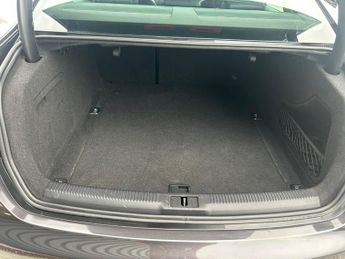 AUDI A4 2.0 TDI SE Technik