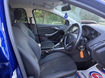 FORD FOCUS 1.0 T EcoBoost Zetec Edition