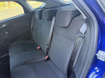 FORD FOCUS 1.0 T EcoBoost Zetec Edition