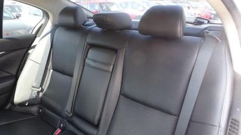 INFINITI Q50 3.5 h V6 S