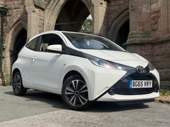 Toyota AYGO 1.0 VVT-i x-play