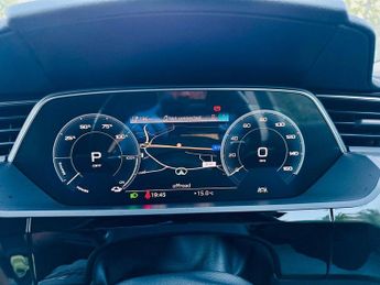 AUDI E-TRON 50 Technik