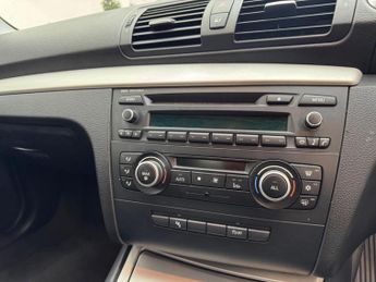 BMW 1 SERIES 2.0 120i SE Steptronic Euro 5 2dr