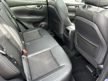 NISSAN QASHQAI 1.3 DIG-T Tekna