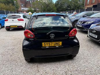 TOYOTA AYGO 1.0 VVT-i Black