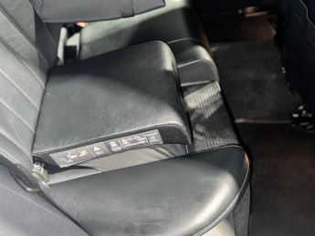 MERCEDES-BENZ E CLASS 2.1 E300dh BlueTEC SE