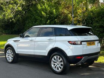 LAND ROVER RANGE ROVER EVOQUE 2.0 TD4 SE Tech