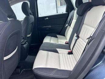 VOLVO V50 2.0 D3 R-Design Geartronic Euro 5 5dr