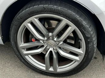 AUDI SQ5 3.0 BiTDI V6