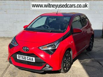 Toyota AYGO 1.0 VVT-i x-plore