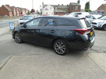 TOYOTA AURIS 1.8 VVT-h Excel Estate