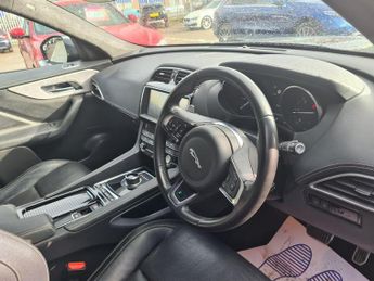 JAGUAR F-PACE 2.0 D180 R-Sport Auto AWD Euro 6 (s/s) 5dr
