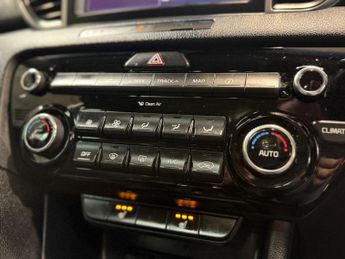 KIA SPORTAGE 1.7 CRDi 3