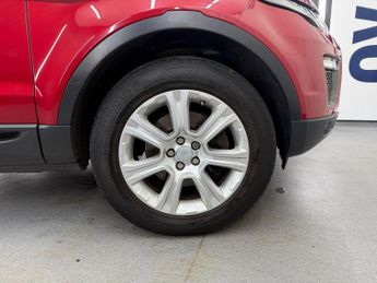 LAND ROVER RANGE ROVER EVOQUE 2.0 TD4 SE Tech Auto 4WD Euro 6 (s/s) 5dr