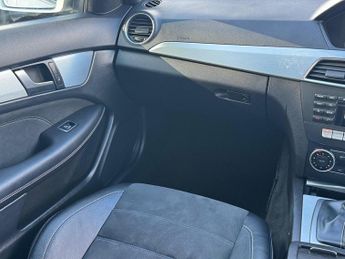 MERCEDES-BENZ C CLASS 1.6 C180 AMG Sport Edition