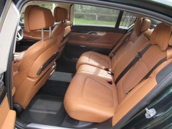 BMW 7 SERIES 3.0 740Li Exclusive Auto Euro 6 (s/s) 4dr