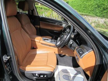 BMW 7 SERIES 3.0 740Li Exclusive Auto Euro 6 (s/s) 4dr