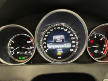 MERCEDES-BENZ C CLASS 2.1 C220 CDI BlueEfficiency Executive SE