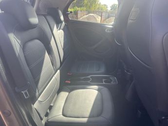 SMART FORFOUR EQ 17.6kWh Prime