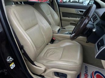 JAGUAR XF 2.2d Premium Luxury Auto Euro 5 (s/s) 4dr