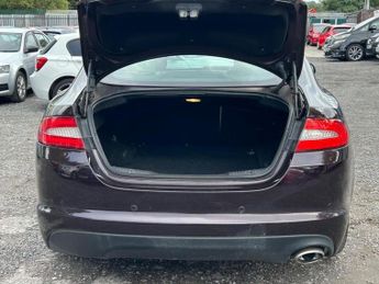 JAGUAR XF 2.2d Premium Luxury Auto Euro 5 (s/s) 4dr