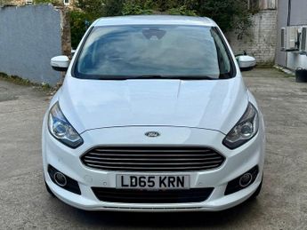 FORD S-MAX 2.0 TDCi Titanium