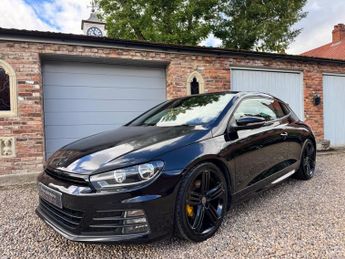 Volkswagen Scirocco 2.0 TDI BlueMotion Tech R-Line
