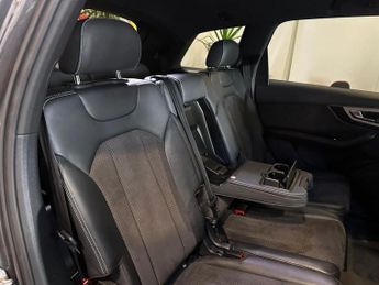 AUDI Q7 3.0 TDI V6 S line