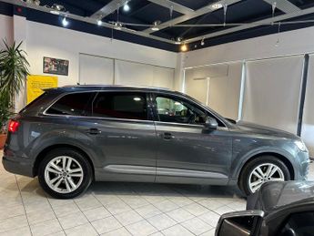 AUDI Q7 3.0 TDI V6 S line