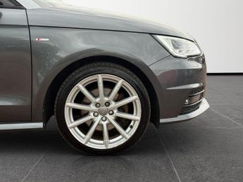 AUDI A1 1.4 TFSI S line