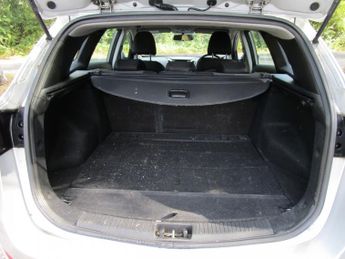HYUNDAI I30 1.6 CRDi Blue Drive Classic - Part ex to clear - Recent new clut