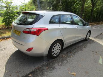 HYUNDAI I30 1.6 CRDi Blue Drive Classic - Part ex to clear - Recent new clut