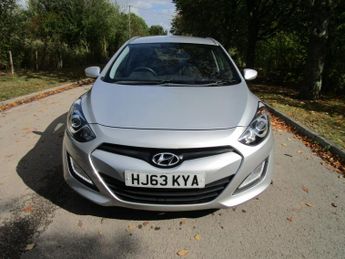 HYUNDAI I30 1.6 CRDi Blue Drive Classic - Part ex to clear - Recent new clut