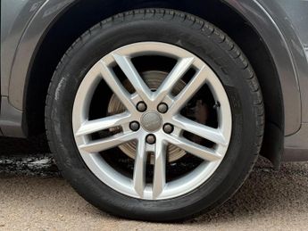 AUDI Q3 2.0 TDI S line S Tronic quattro Euro 5 (s/s) 5dr