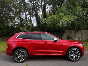VOLVO XC60 2.0 R-Design T8 Twin Engine