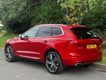VOLVO XC60 2.0 R-Design T8 Twin Engine